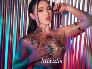 Mia_colin
