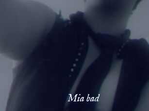 Mia_bad