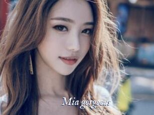 Mia_gorgeous