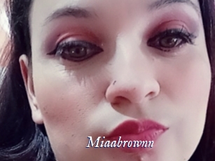 Miaabrownn