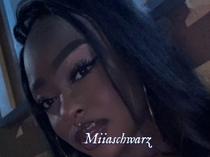 Miiaschwarz