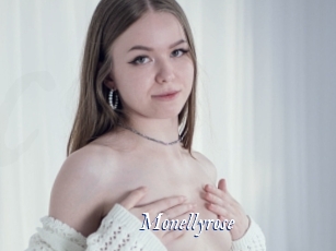 Monellyrose