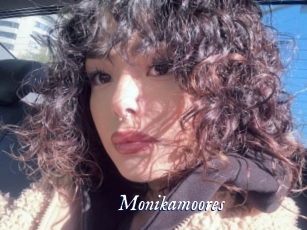 Monikamoores