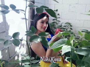 NikiKnox