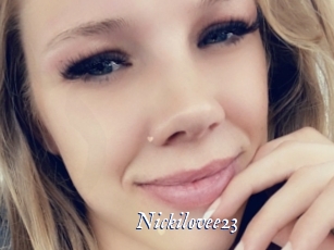 Nickilovee23