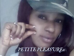PETITE_PLEASUREx