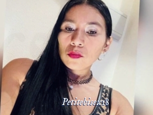 Petitebisex18