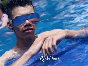 Ricki_hott