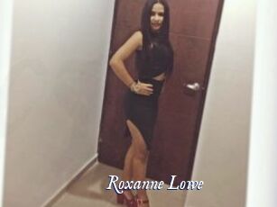 Roxanne_Lowe
