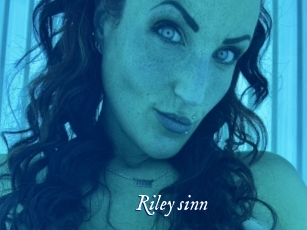 Riley_sinn