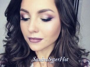 SandraSyperHot