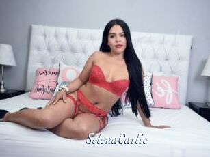SelenaCarlie