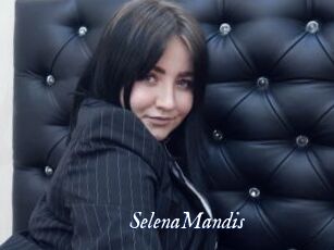 SelenaMandis