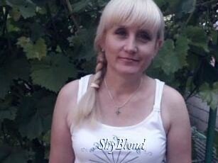 ShyBlond