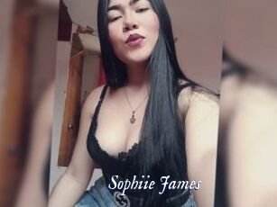 Sophiie_James