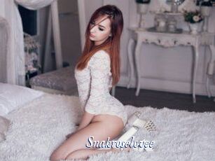 Snakroselovee