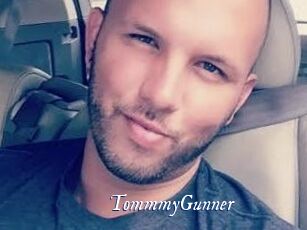 TommmyGunner