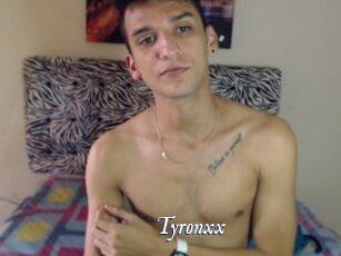 Tyronxx Cam 5