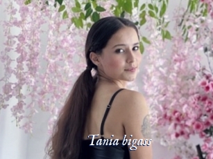Tania_bigass