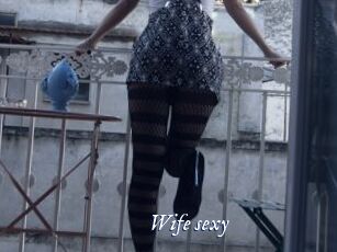 Wife_sexy